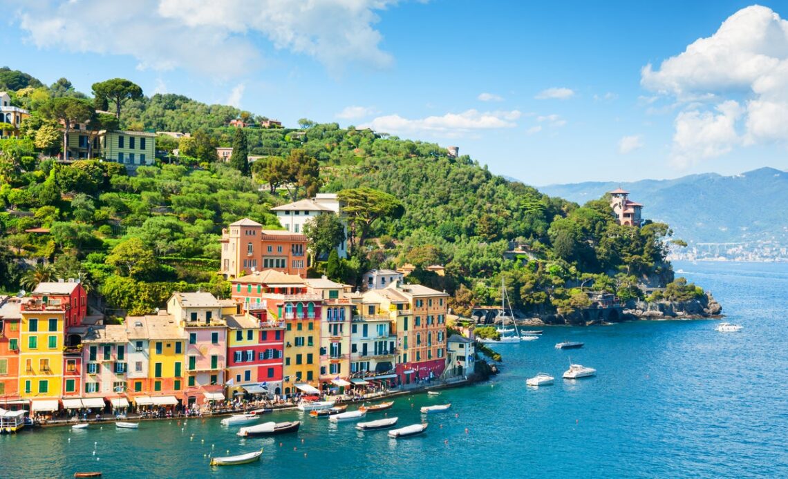 Portofino tourists ‘lingering’ while taking selfies to be fined £242