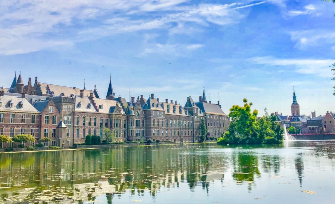 The green guide to visiting the Hague