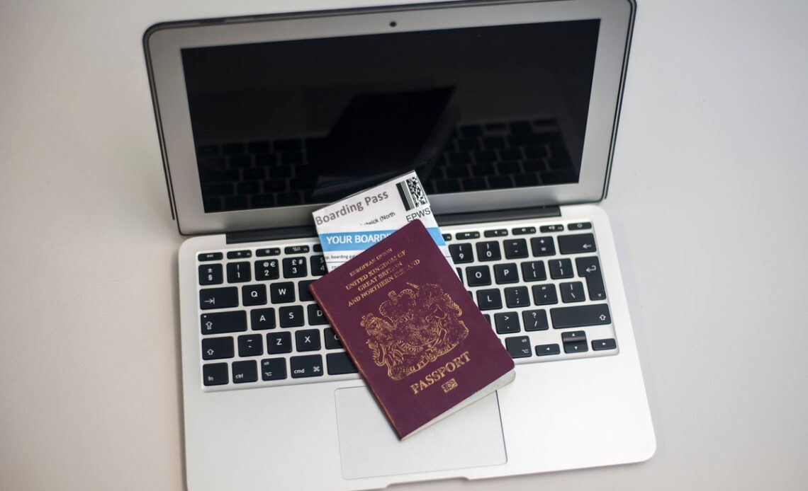 Travel scam warning for holidaymakers as fraudsters exploit passport delays