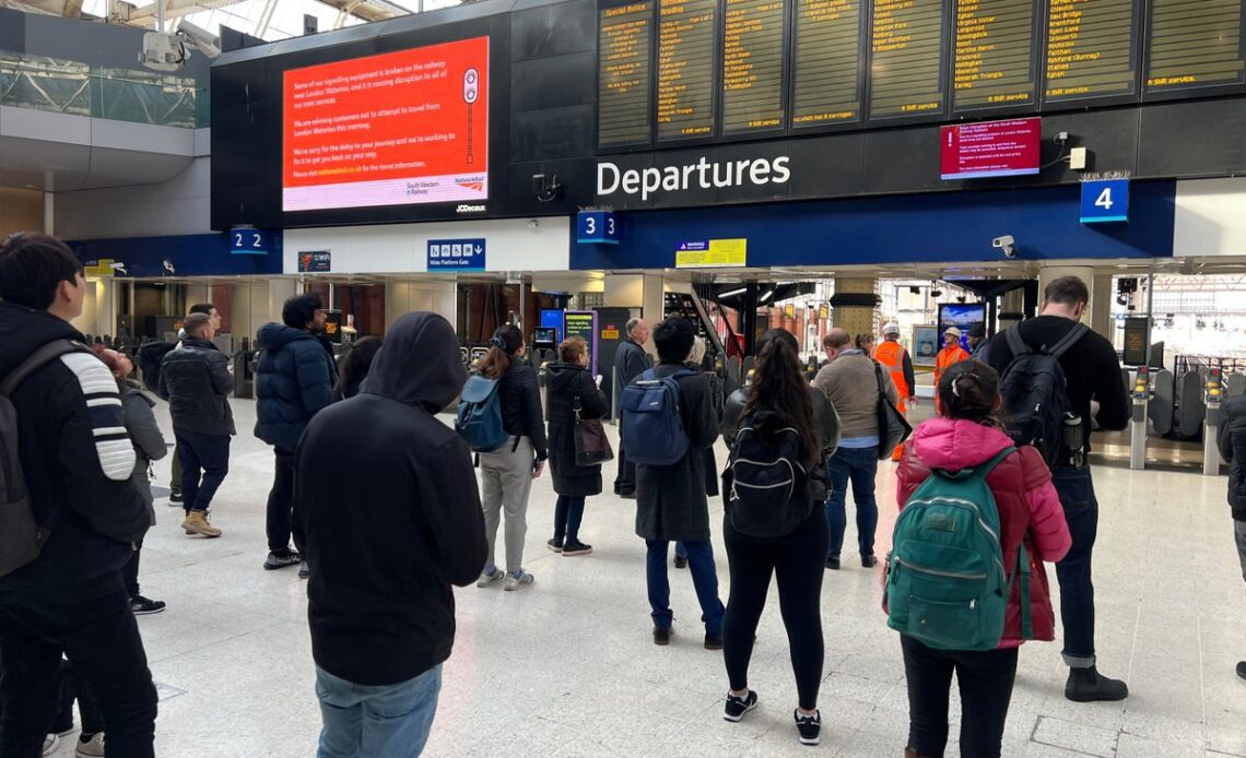 Waterloo disruption news – latest: London station faces major delays as SWR warns passengers to stay away