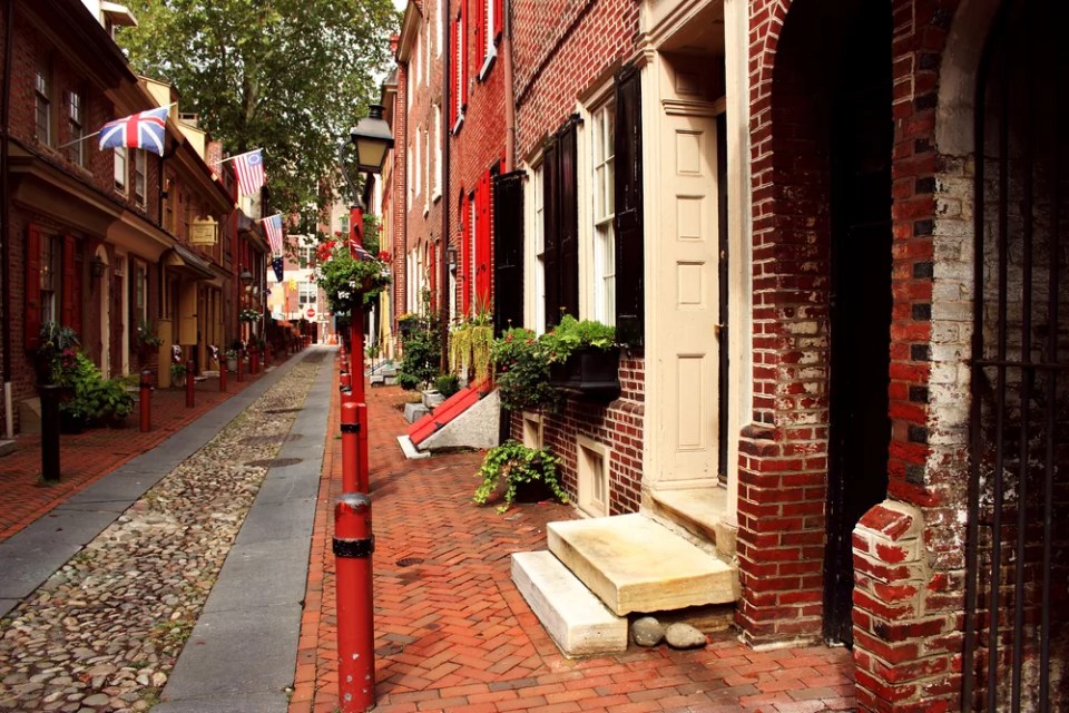 The oldest street in Philadelphia Elfreth's Alley