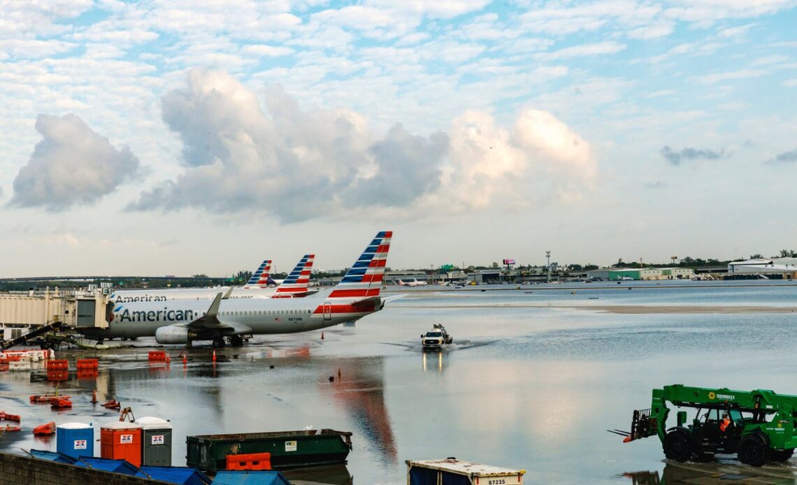 American Airlines pilots vote in favour of strike