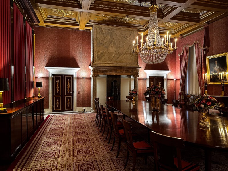 Royal Palace of Amsterdam dining area