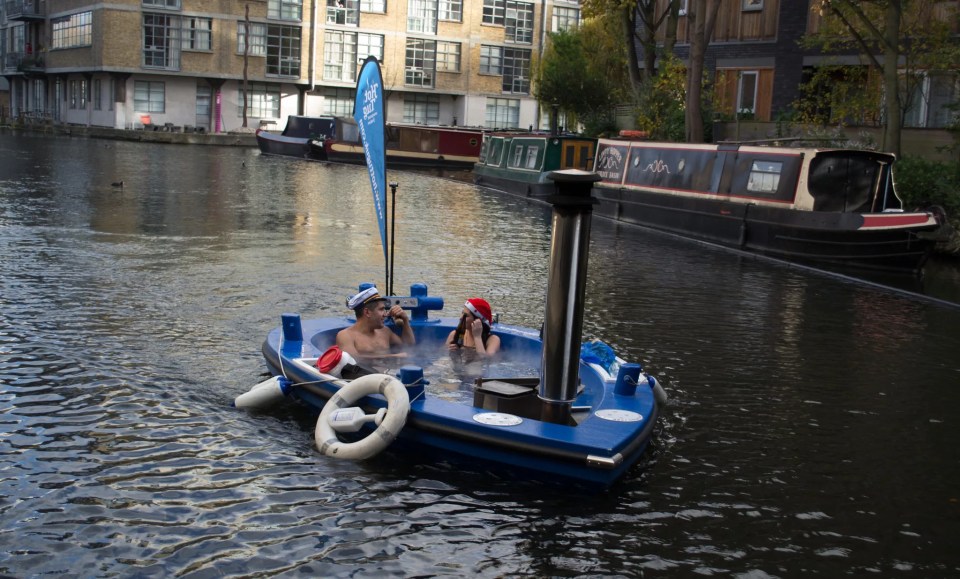 London Regents Canal floating hot tub