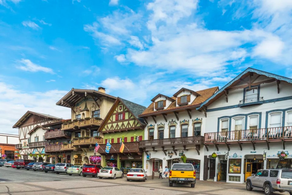 scene of downtown Leavenworth