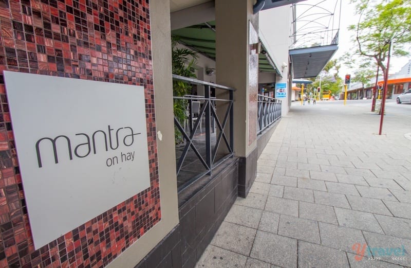 exterior of Mantra Apartments in Perth, Western Australia