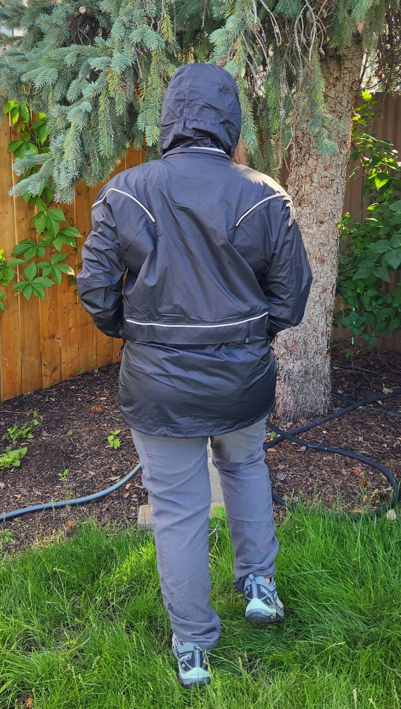 Hands on personal review of the Graphene X nomade lightweight jacket view from back