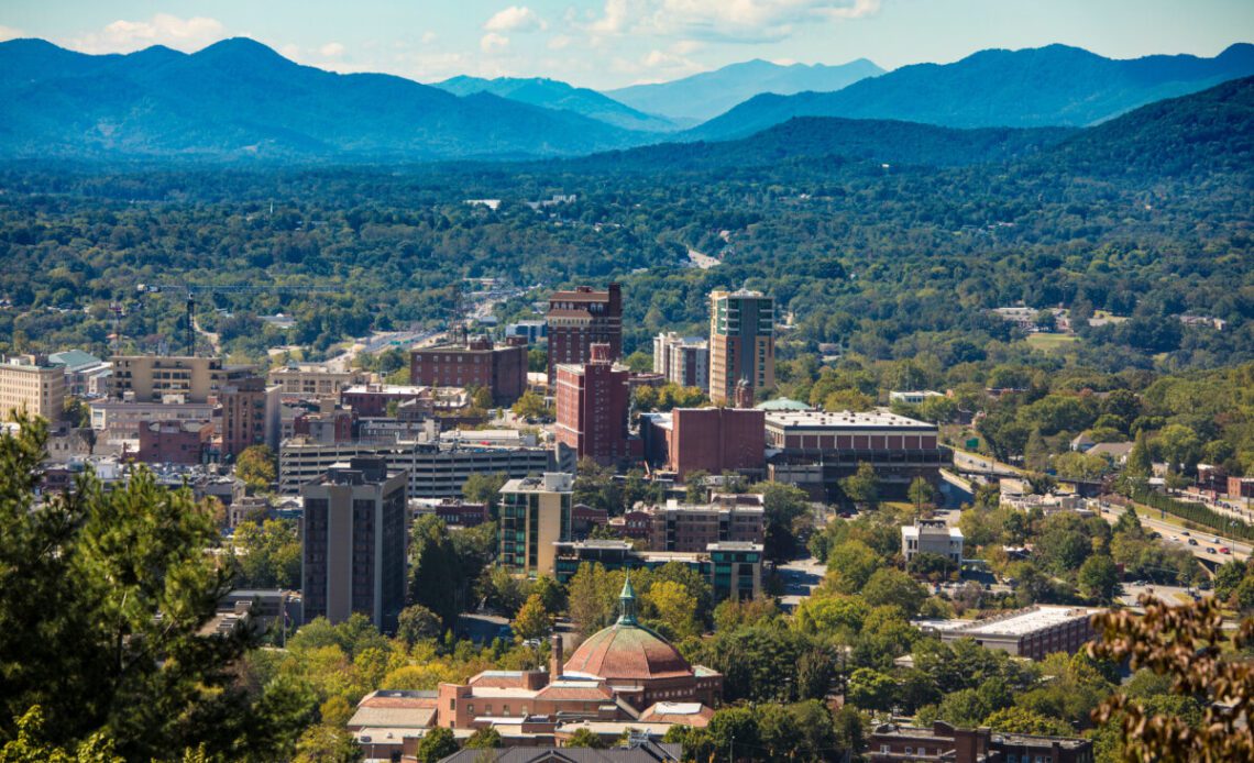 26 Fun & Best Things to Do in Asheville, North Carolina