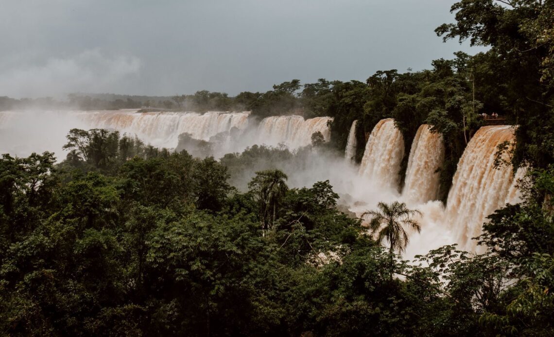 A Complete Guide to Visiting Iguazu Falls - VCP Travel