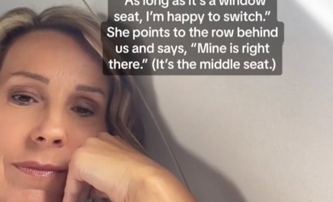 CEO commended for refusing to leave airline seat to let mother sit next to her children