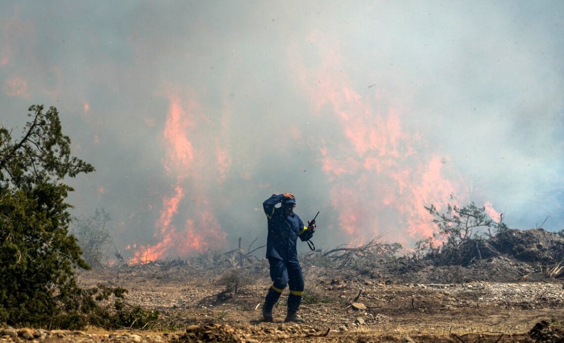 Latest flight advice for tourists as wildfires continue to ravage Rhodes, Corfu and Croatia