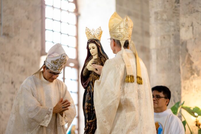 The canonical crowning of Nuestra Senora de la Asuncion in Dauis Bohol photo via FB Page