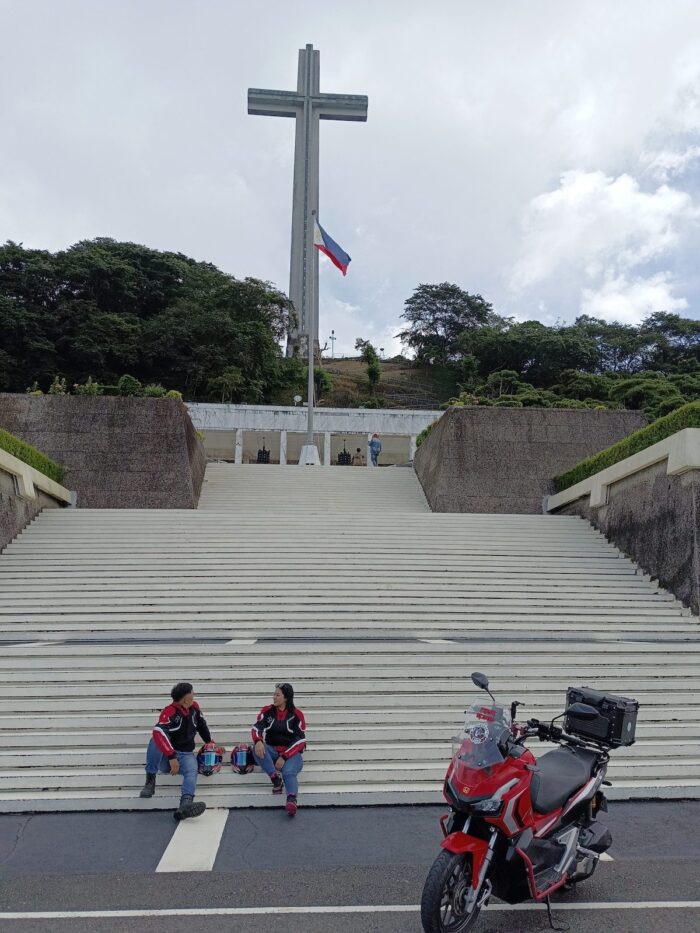 Riders at the Mt Samat Dambana ng Kagitingan