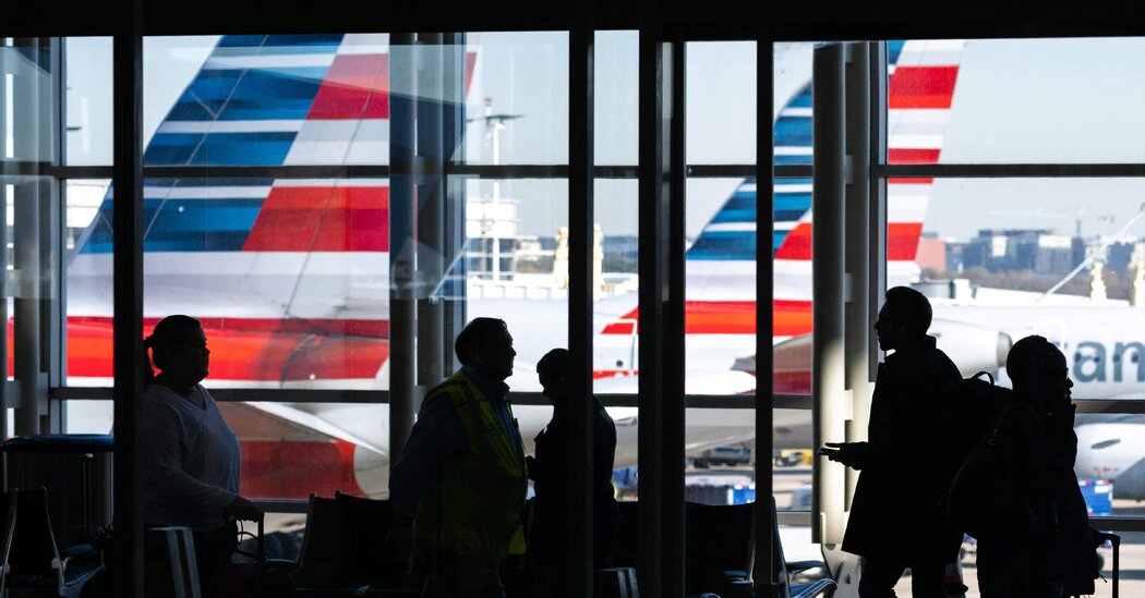 American Airlines Pilots Ratify Contract Offering Big Raises