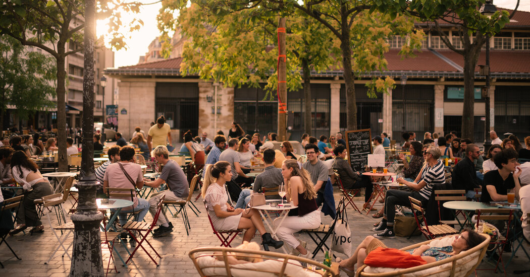 Paris Makes ‘Summer Terraces’ a Permanent Part of Cafe Culture
