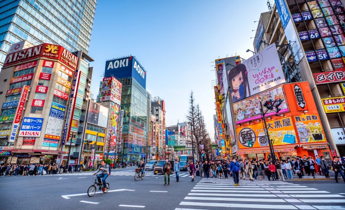 Shop in Japan hits back at tourists’ ‘bad manners’