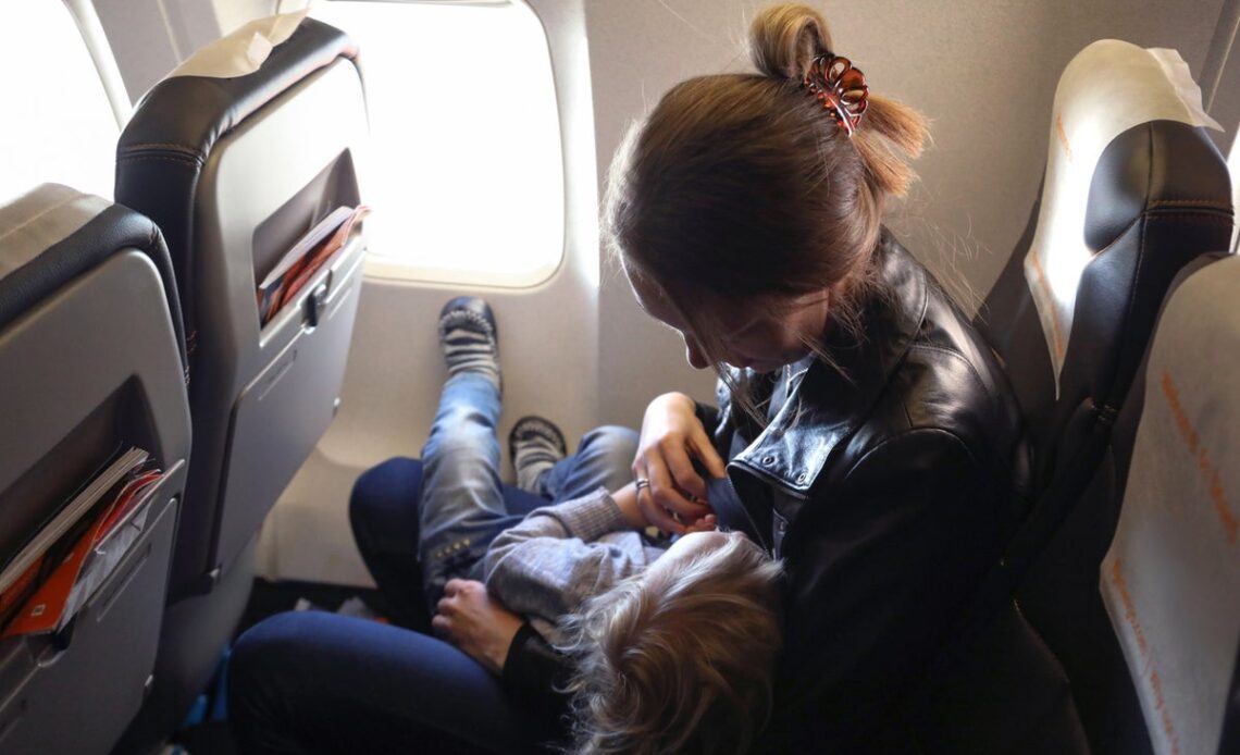 Woman says she was told not to breastfeed on flight because it would make passengers ‘uncomfortable’