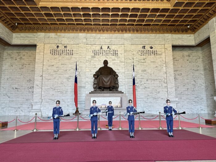 Changing of the guards at Chiang Kai-Shek Memorial Hall