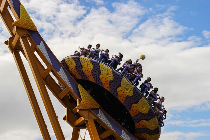 Disk O' Magic attraction at Enchanted Kingdom by Sebastian Herrmann via Wikimedia cc