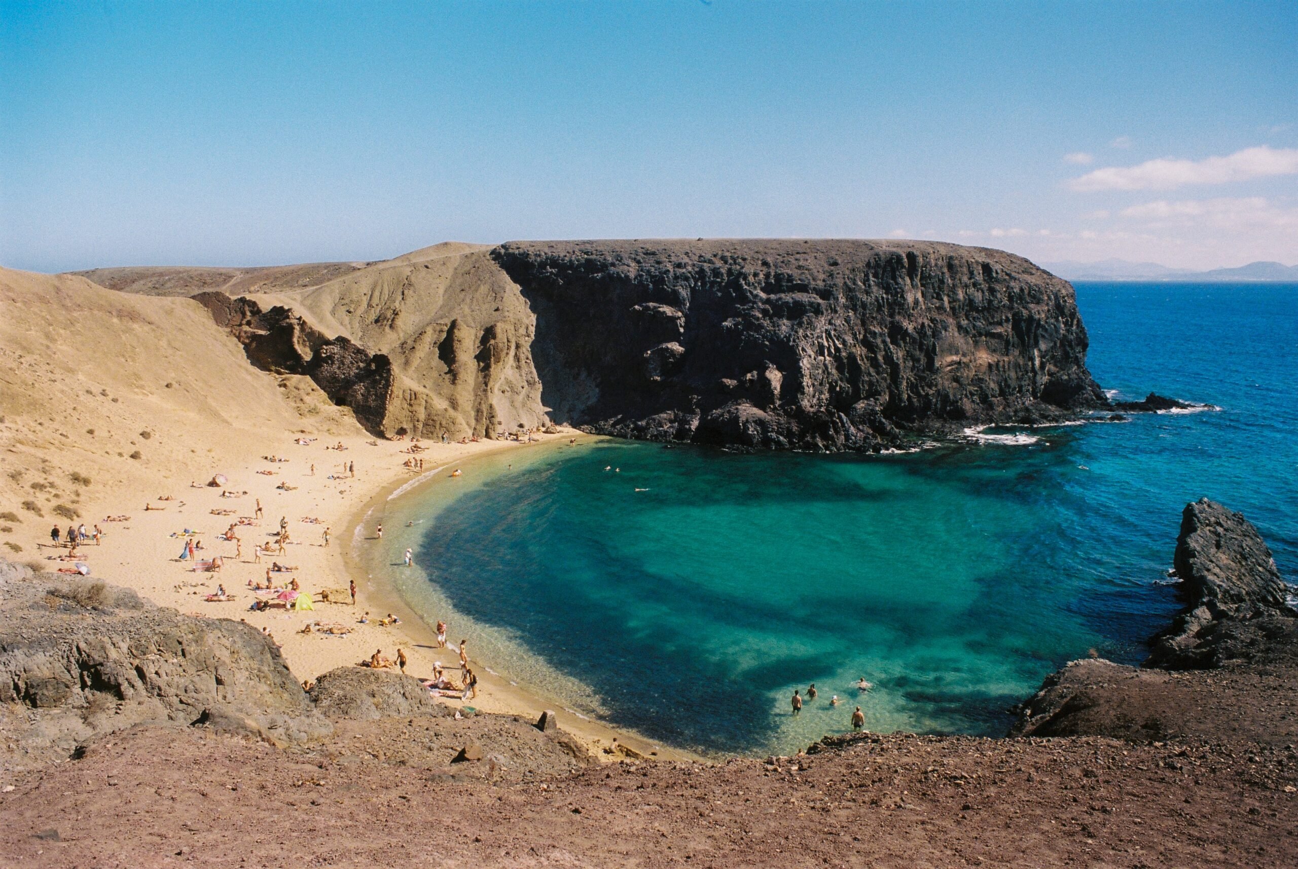 Lanzarote (photo: Thibault Mokuenko via Unsplash)