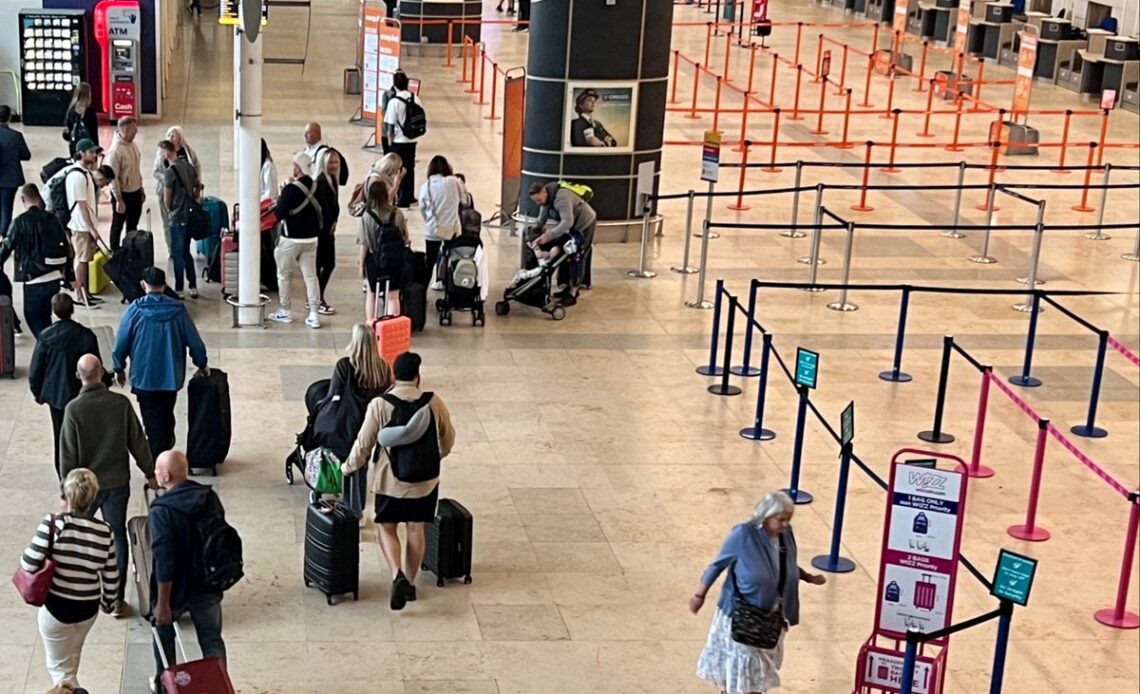 EasyJet prioritises package holiday customers when deciding which passengers to kick off overbooked flights