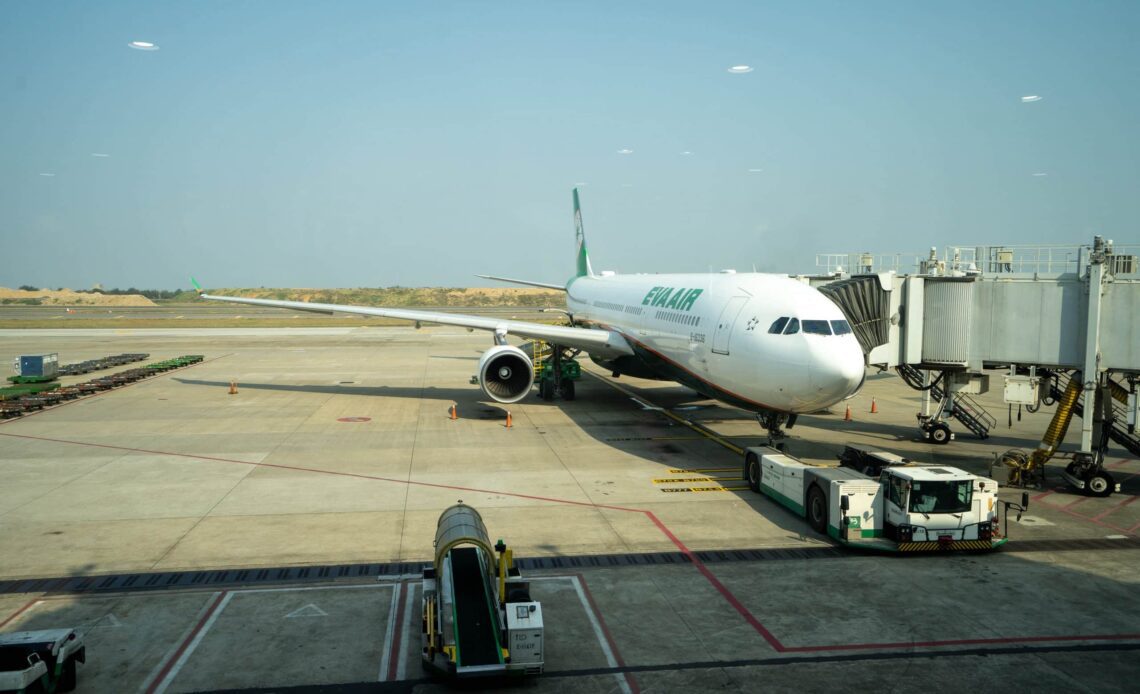 Review: EVA Air A330 Business Class Taipei to Sapporo