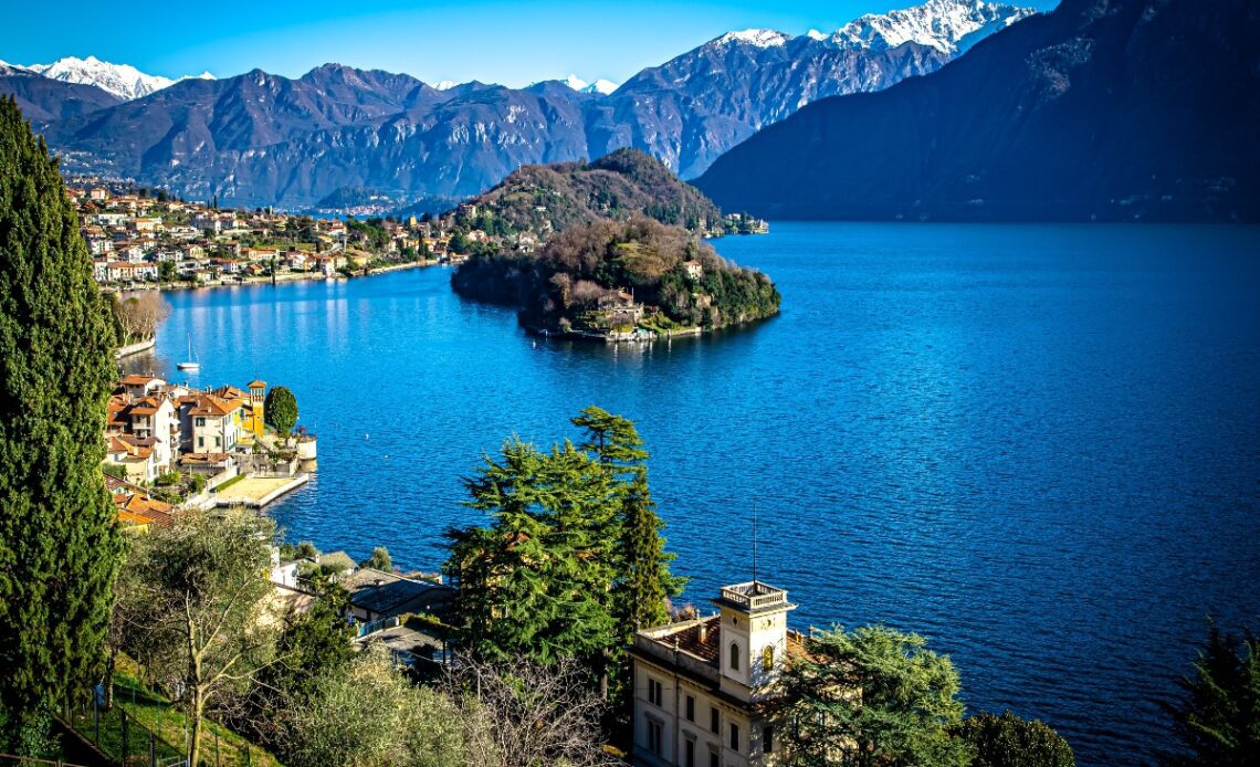 where to stay lake como overview of mountains and towns on water