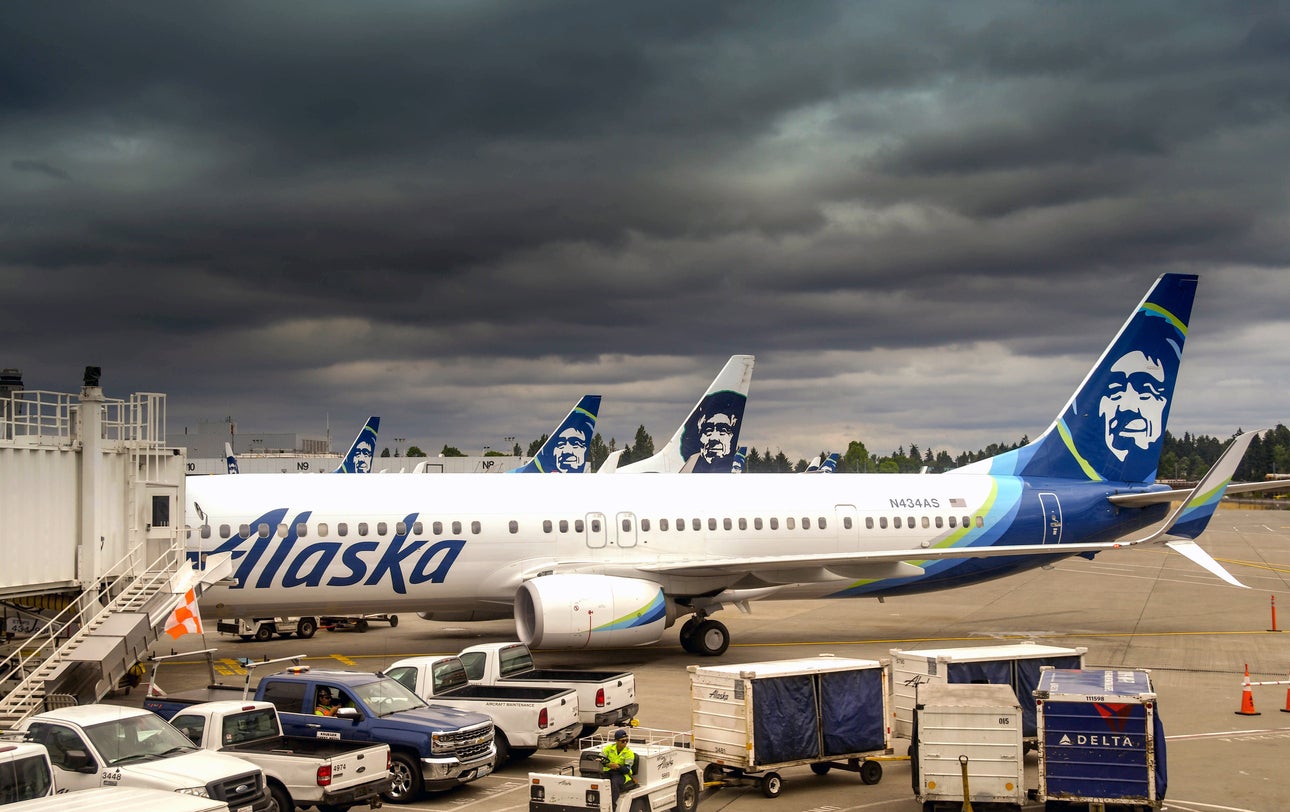 <p>Incident unfolded on an Alaska Airlines flight </p>