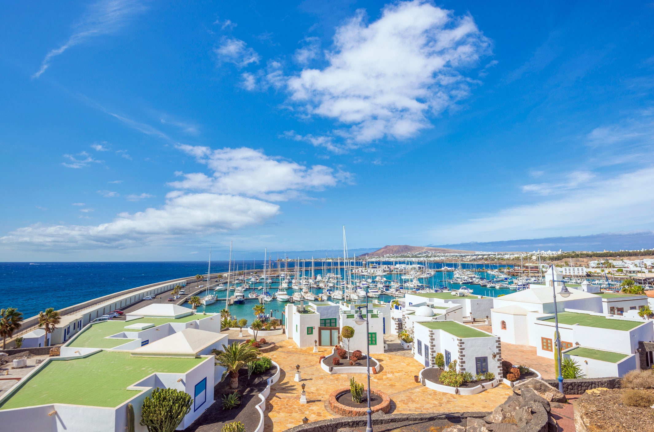 <p>Top up your tan in time for New Year’s Eve on the beaches of Playa Blanca  </p>