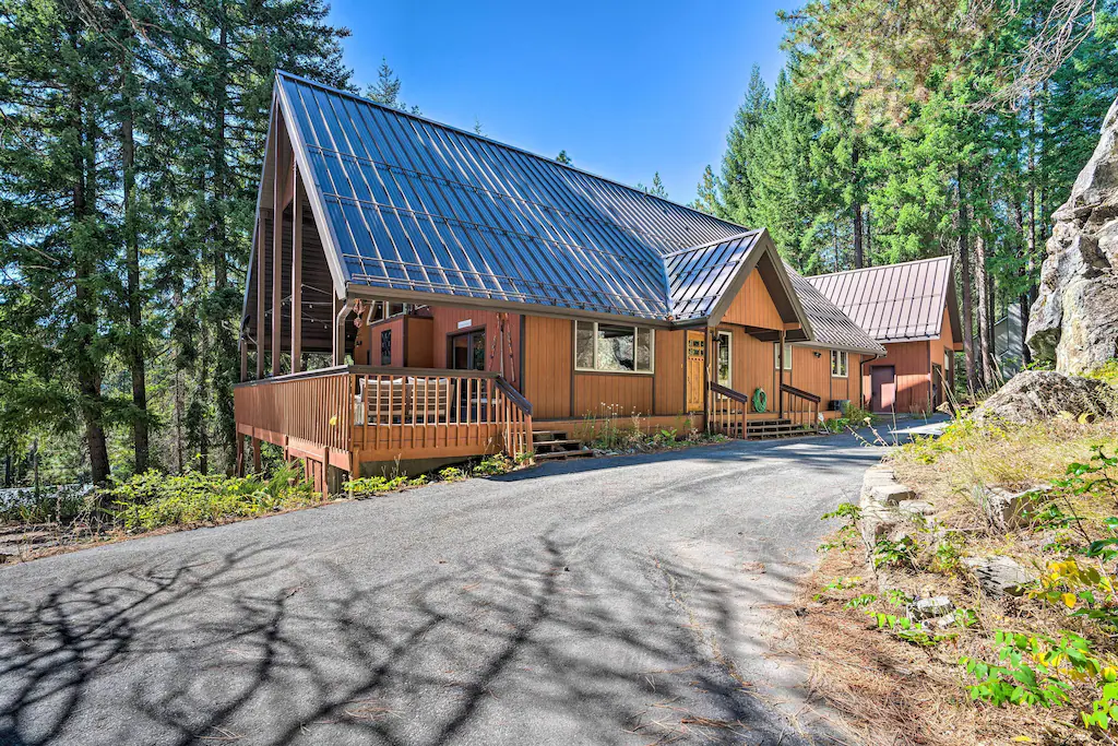 Top Cabin Rentals in Washington State with hot tub