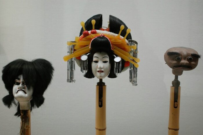 Bunraku puppet heads inside Osaka Museum of History by Jessica via Flickr cc