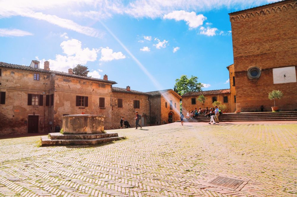 The Beautiful Italian Town Of San Gimignano (12)