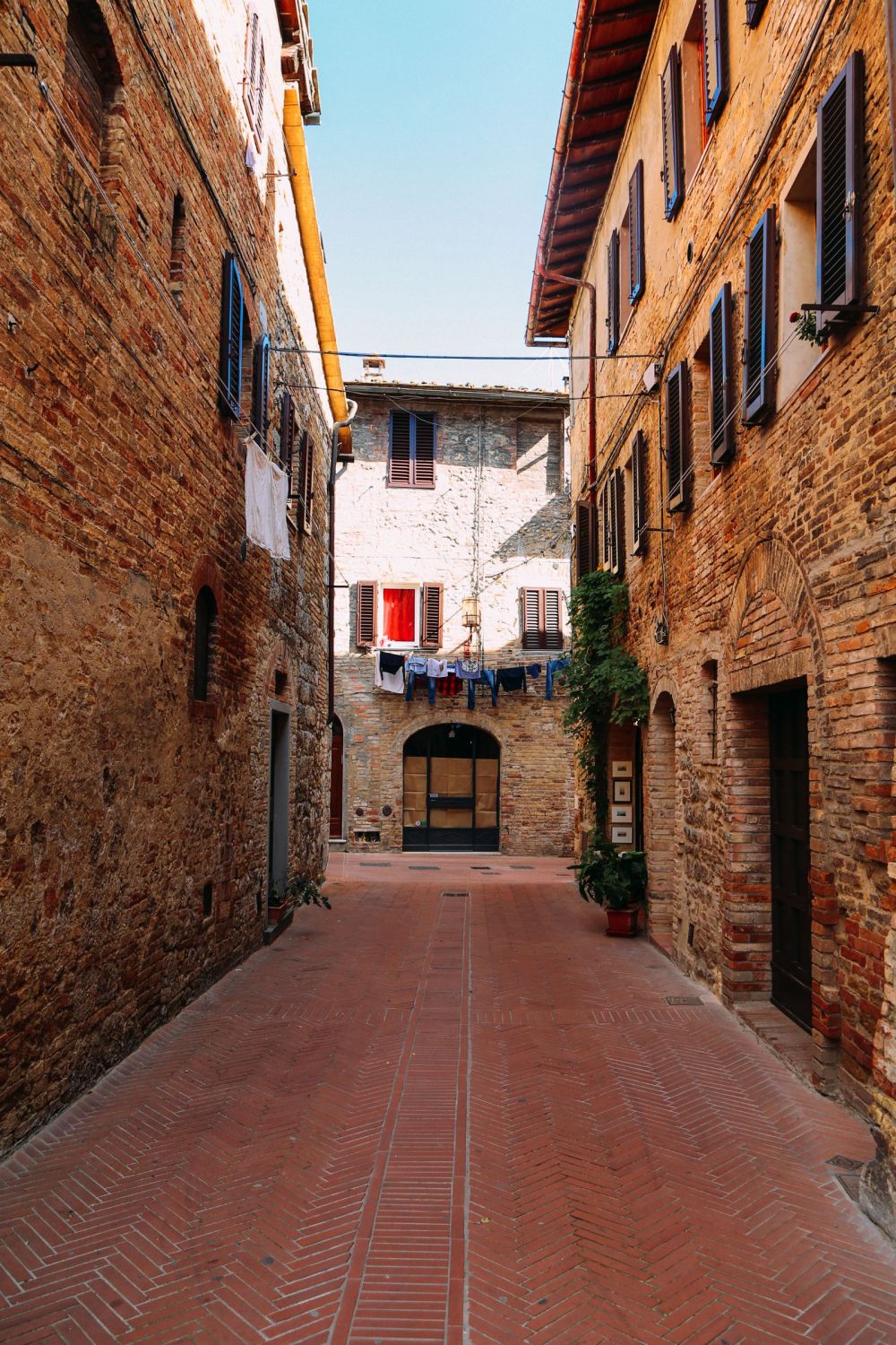 The Beautiful Italian Town Of San Gimignano (15)