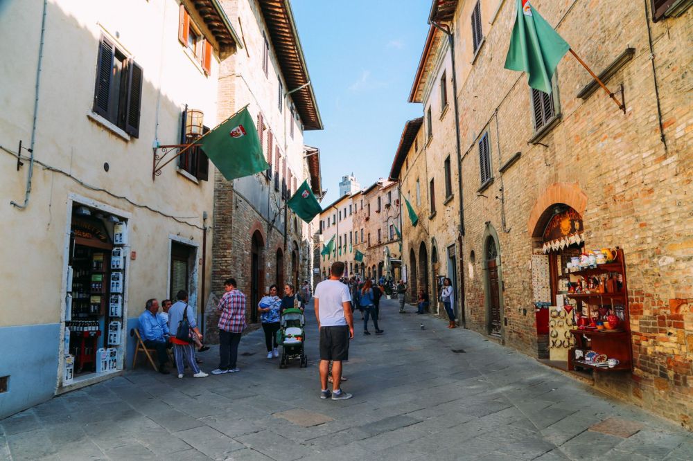 The Beautiful Italian Town Of San Gimignano (29)