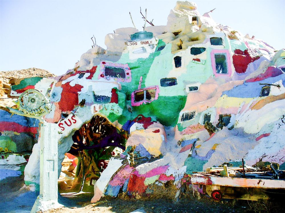 Have You Ever Heard Of Salvation Mountain in California? (5)