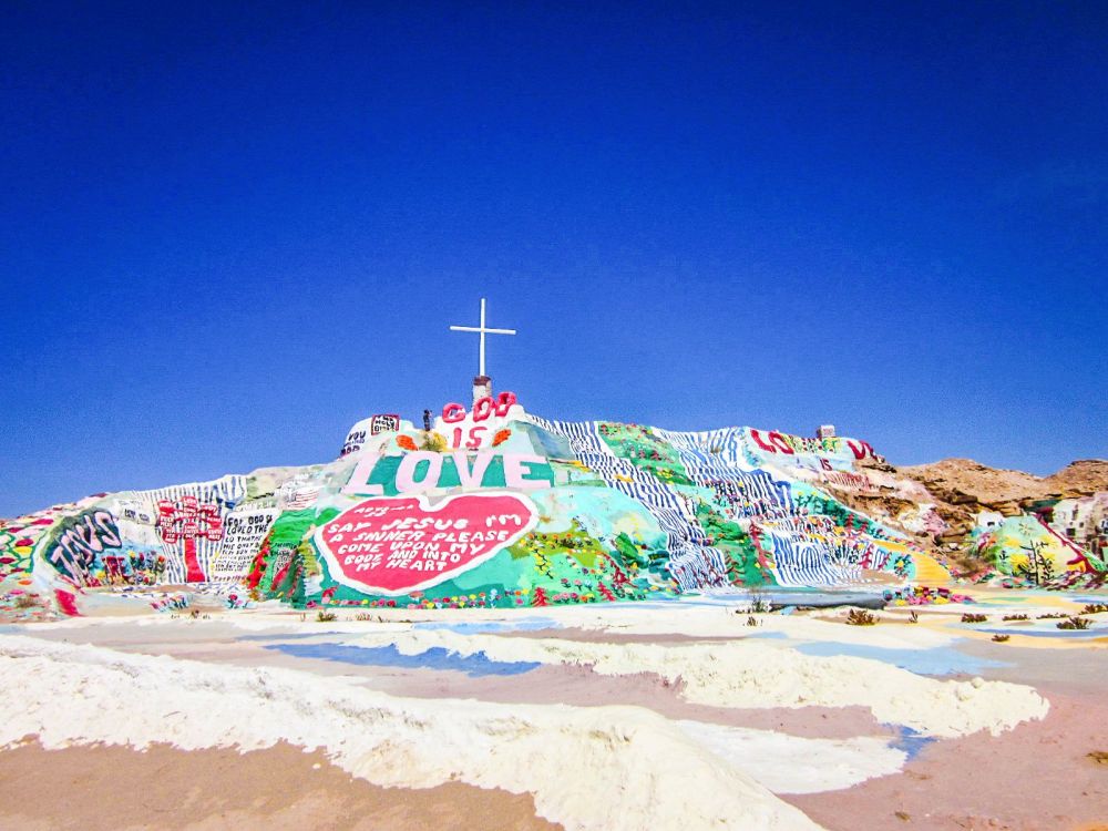 Have You Ever Heard Of Salvation Mountain in California? (10)