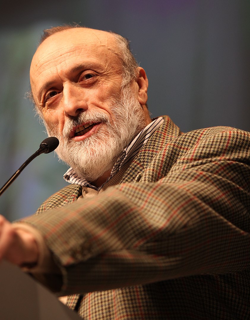 Carlo Petrini photo by Bruno Cordioli via Wikimedia cc