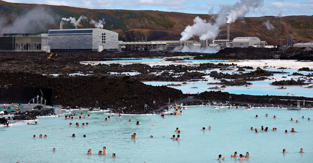 Blue Lagoon in Iceland Temporarily Closes After Thousands of Earthquakes