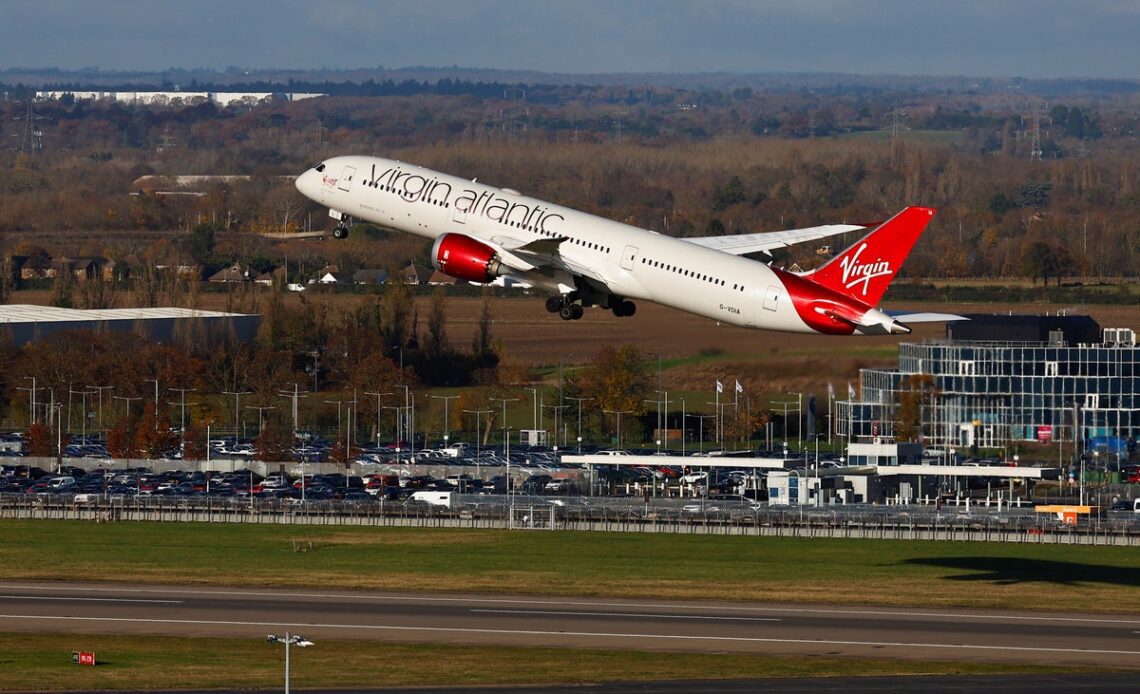 Moment first transatlantic flight fuelled by cooking oil leaves UK | Lifestyle