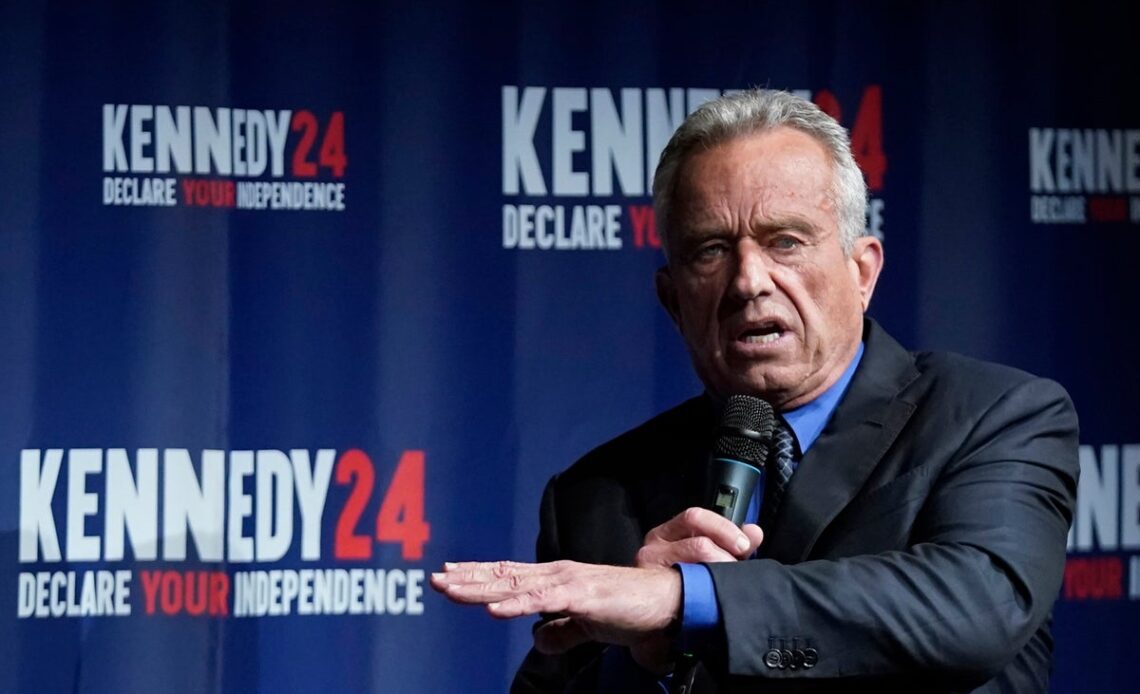 RFK Jr accused of going to bathroom barefoot on plane