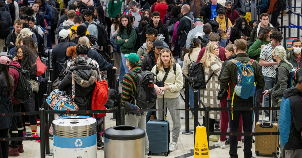 This Thanksgiving, Here’s What to Know About Holiday Travel