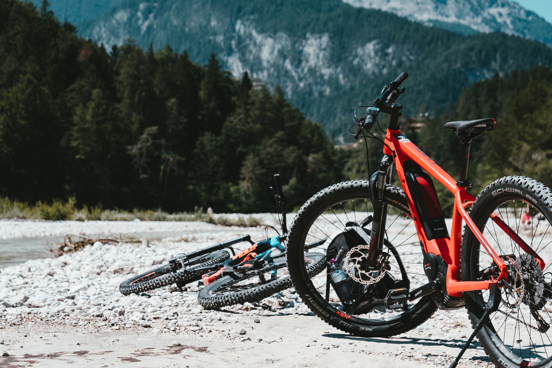 E-biking in Austria (photo: Julian Hochgesang)