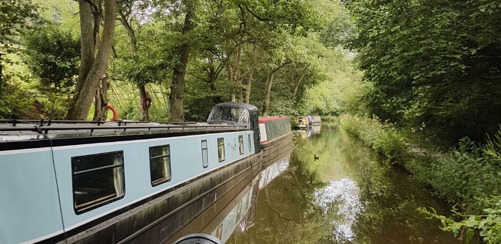 narrow boat