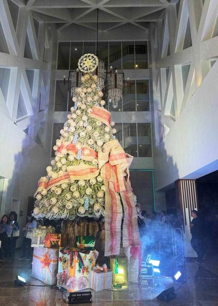 Christmas tree lighting at The Oriental