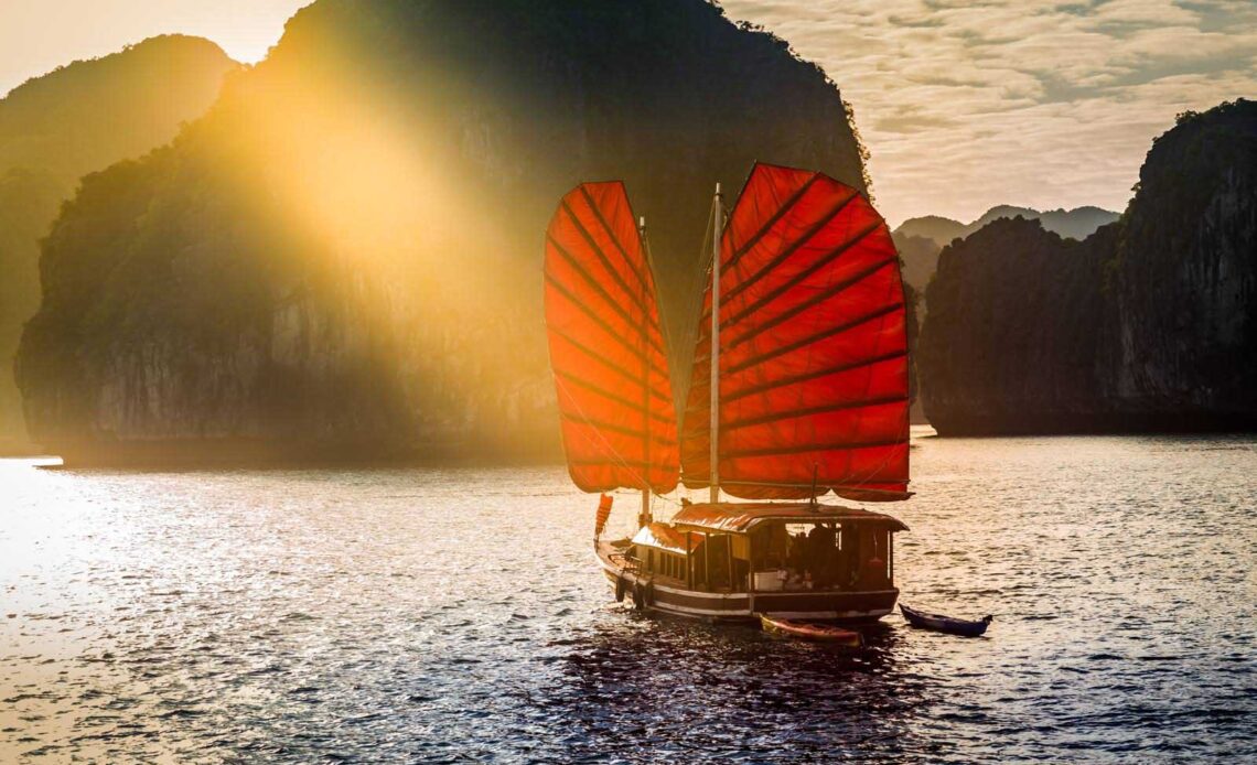 best things to do in vietnam halong bay