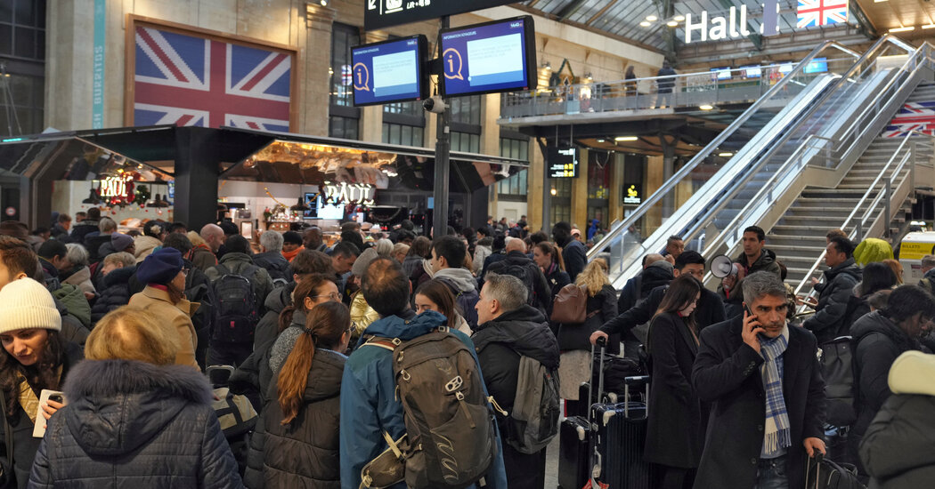 Eurostar Halts Service Because of Surprise Channel Tunnel Strike