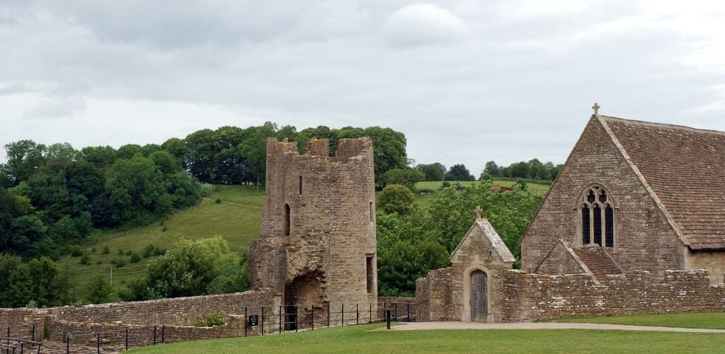 The ruins and church of Farleigh-Hungerford Castle in Somerset, England.