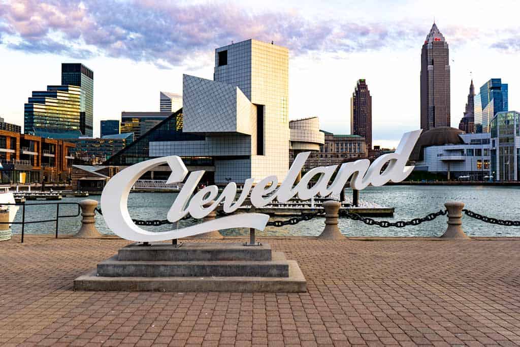 Cleveland Sign In The City
