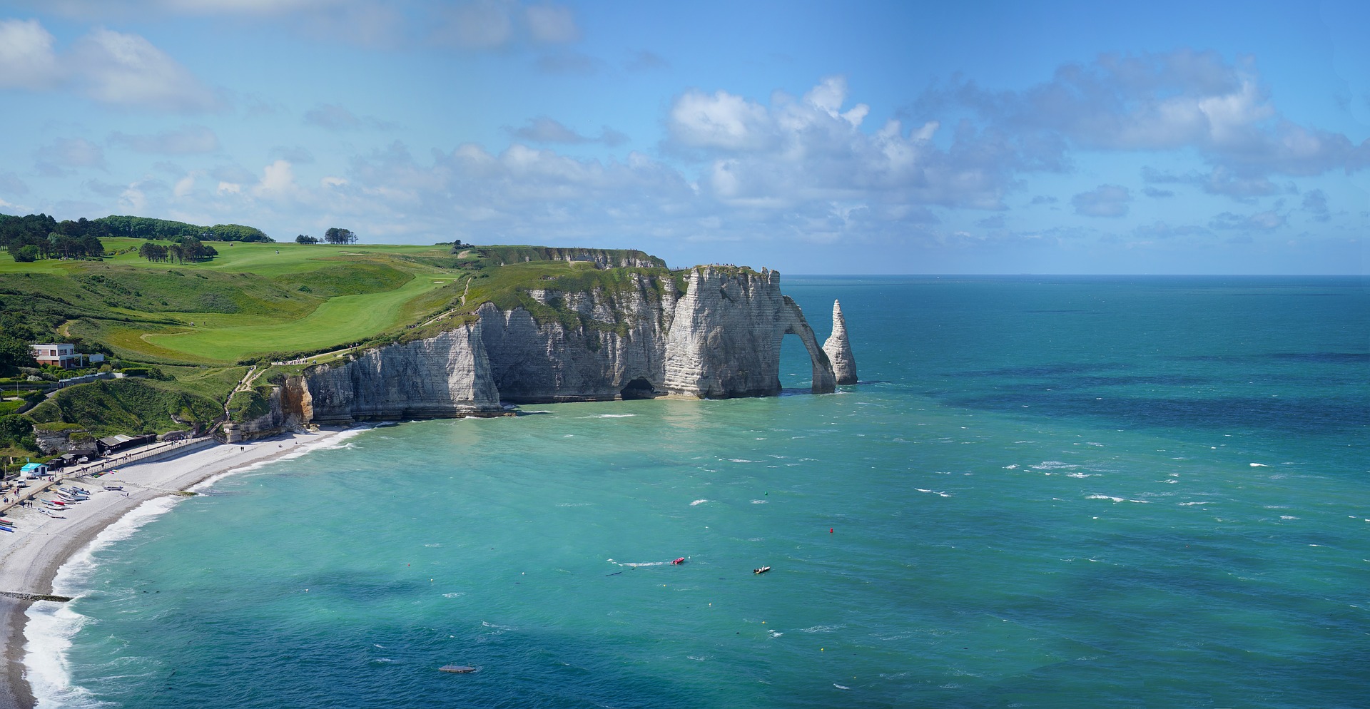 Beach in Normandy, France (photo: Tony Knight, Pixabay)