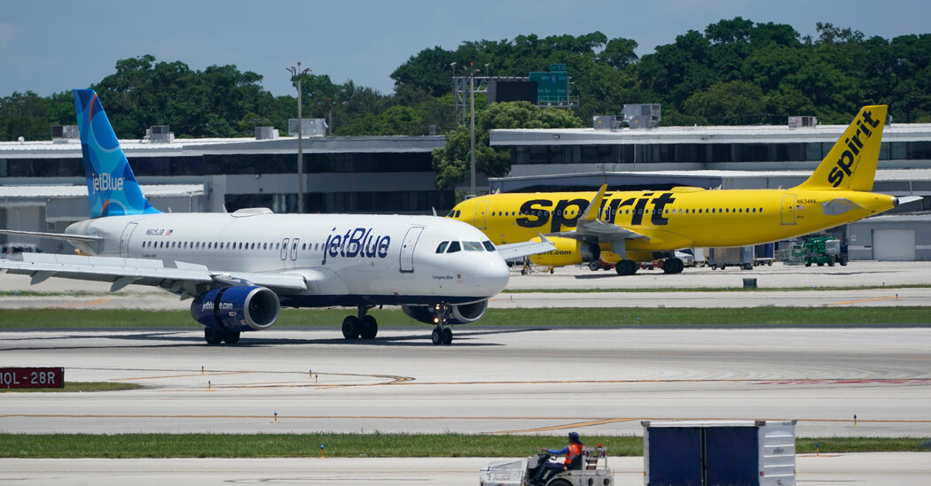 Judge Blocks JetBlue From Acquiring Spirit Airlines